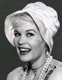 Imagen Dorothy Provine