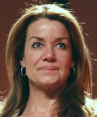 image Claudia Christian