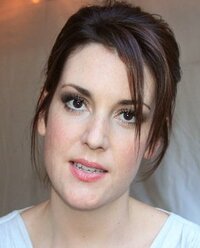 Melanie Lynskey