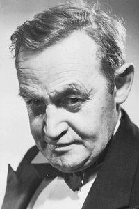 image Barry Fitzgerald