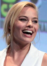 image Margot Robbie